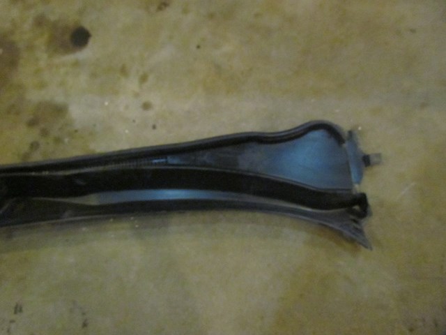 2008 Subaru WRX Wiper Cowl 91411FG010