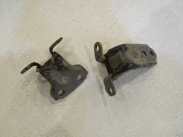 2008 Subaru WRX Rear RH Passenger Door Hinges