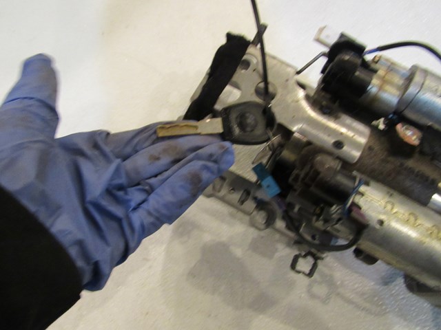 2006 Audi S4 Steering Column w/Key