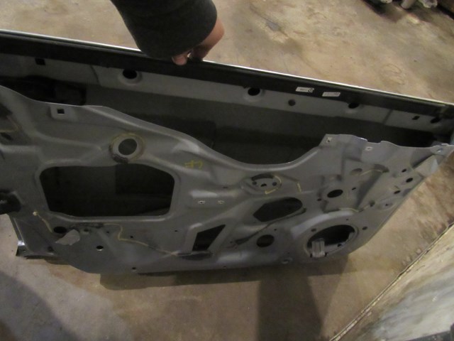 2006 Audi S4 25Quatro LH Driver Front Door Shell 