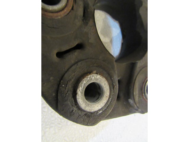 2006 BMW M5 SMG Transmission Output With Guibo/Driveshaft Bushing  2 282 573