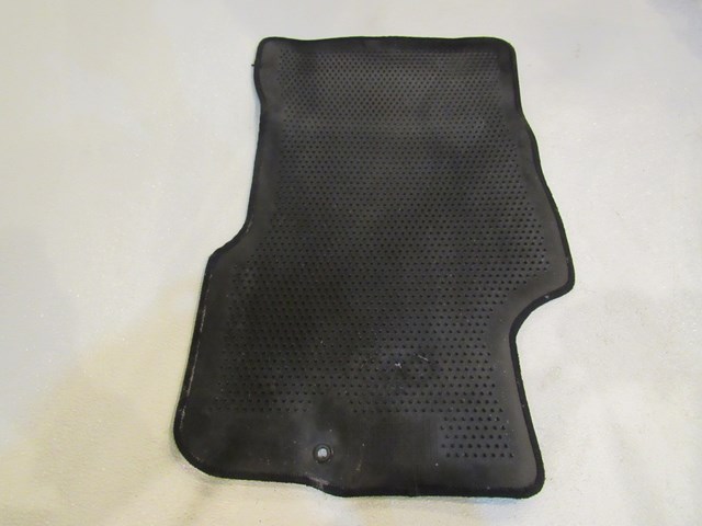 2007 Infiniti M35 Front RH Passenger Floor Mat 999E2-QS000XX
