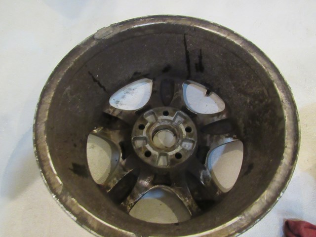 1997 Audi A8 16 x 7 Inch Wheel-4D0601025