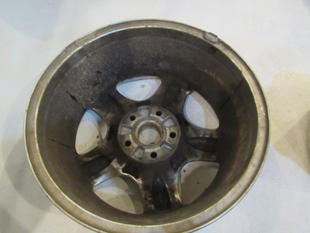 1997 Audi A8 Wheel 16 x 7 Inch- 4D0 601 025