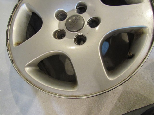 1997 Audi A8 Wheel - 4D0 601 025 - 16 x 7 Inch