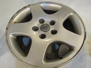 1997 Audi A8 Wheel - 4D0 601 025 - 16 x 7 Inch
