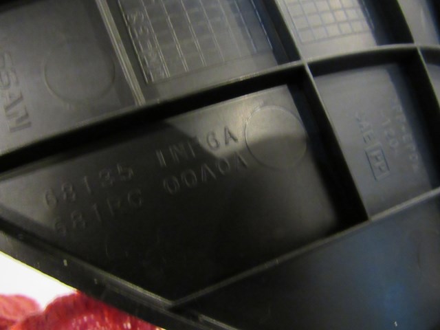 2012 Infiniti G37 Coupe LH Driver Center Console Trim 68135 1NF0A