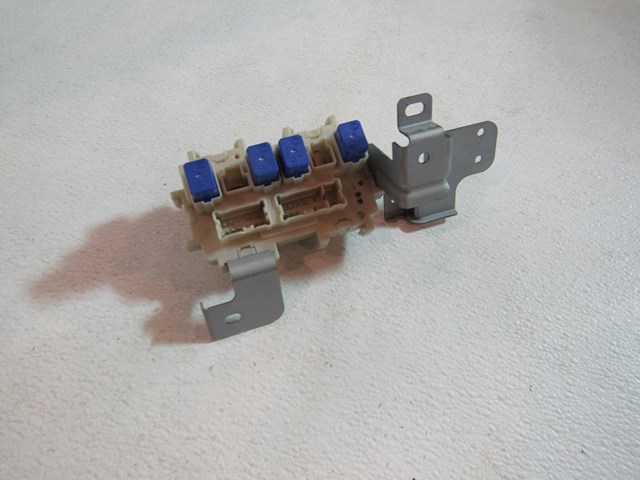 2012 Infiniti G37 Coupe Interior Fuse Box