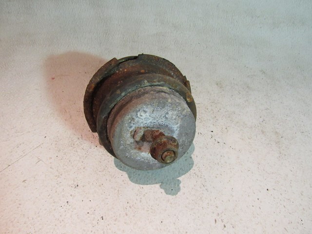 2012 Infiniti G37 Coupe LH Driver Engine Mount