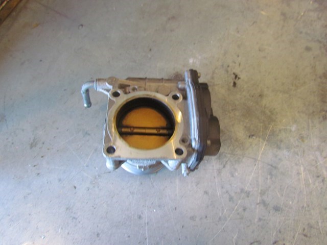 2010 Infiniti G37x Sedan LH Driver Throttle Body
