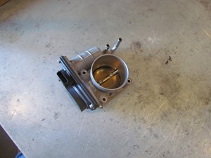 2010 Infiniti G37x Sedan LH Driver Throttle Body