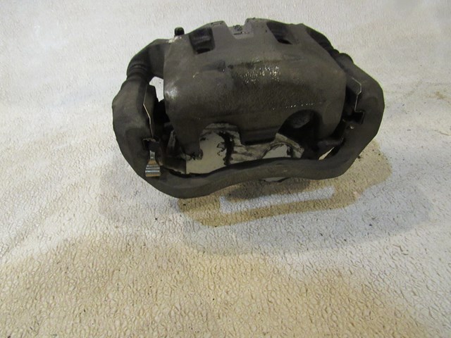 2007 Nissan 350z Convertible Front RH Passenger Caliper