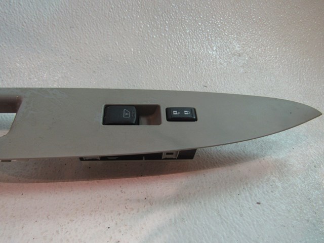 2007 Infiniti G35 Sedan Front RH Door Switch-Stone-See photos