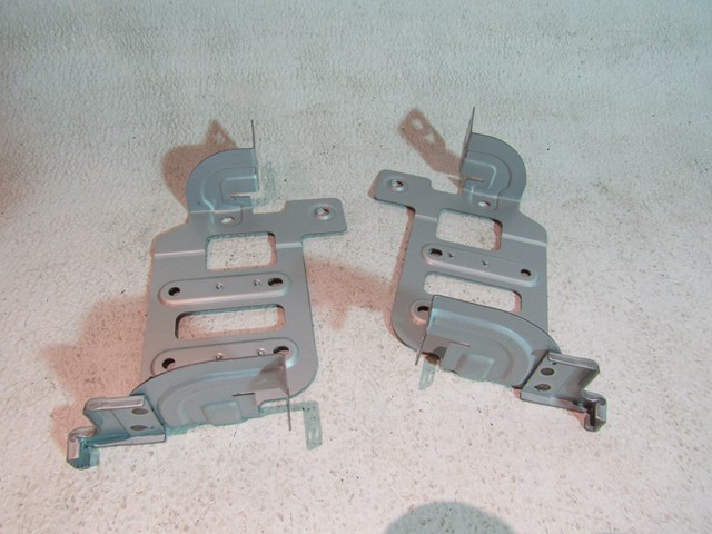 2007 2008 Infiniti G35 Sedan Radio Bracket Set 