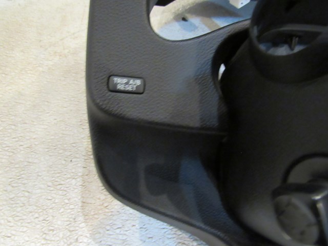 2007 Infiniti G35X Sedan Cluster Surround Column Trim 