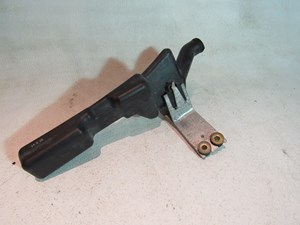 2007 2008 Infiniti G35 Sedan RH Passenger Air Intake Resonator