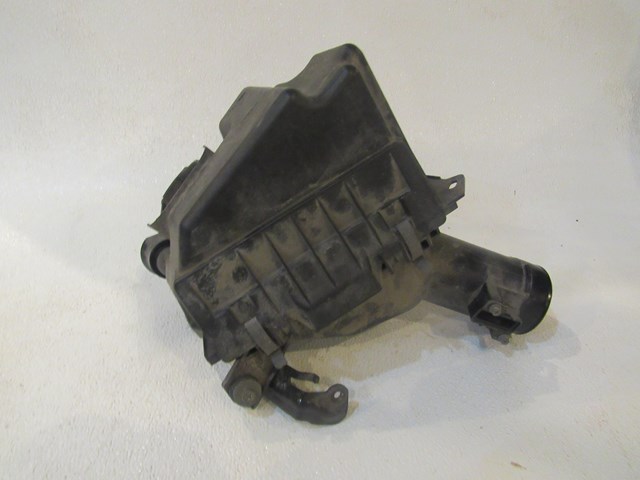 2007 Infiniti G35x Sedan LH Driver Air Cleaner Box