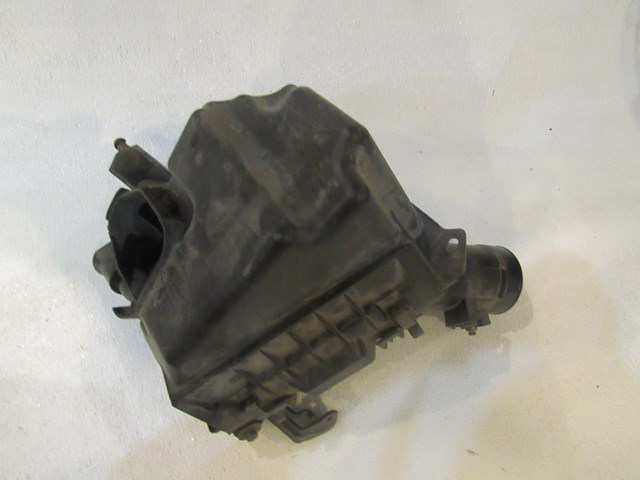 2007 Infiniti G35x Sedan LH Driver Air Cleaner Box