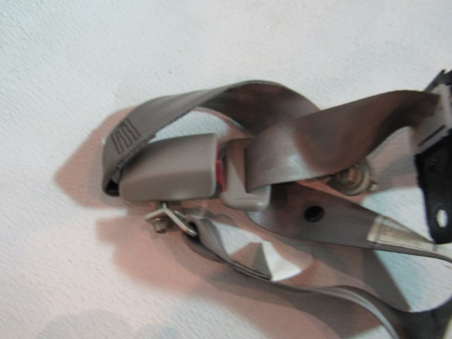 2007 2008 Infiniti G35 Sedan Rear Center Seat Belt & Buckle-Stone