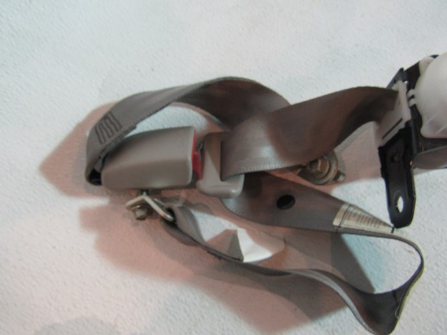 2007 2008 Infiniti G35 Sedan Rear Center Seat Belt & Buckle-Stone