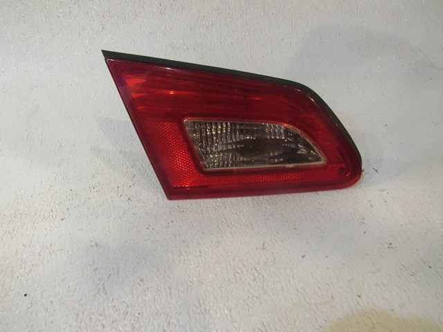 2007 Infiniti G35x Sedan LH Driver Trunk Mounted Tail Light