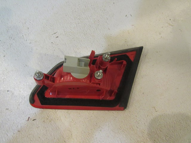 2007 Infiniti G35x Sedan LH Driver Trunk Mounted Tail Light