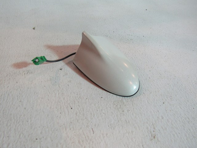 2007 2008 Infiniti G35 Sedan Shark Fin Radio Antenna-White Pearl