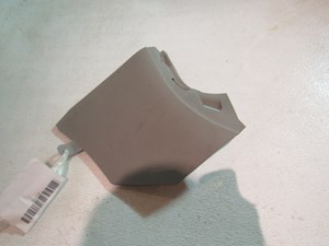 2007 Infiniti G35x Sedan RH Lower Kick Trim 66900JK600-Stone