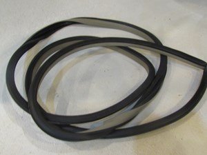 2007 Infiniti G35x Sedan Front RH Passenger Door Seal-On Body-Stone