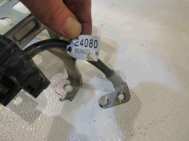 2007 Infiniti G35x Sedan IPDM Bracket & Negative Battery Cable 24080JK60A