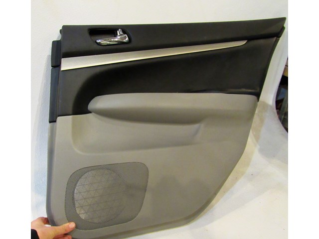 2007 Infiniti G35x Sedan Rear RH Passenger Door Panel-Stone