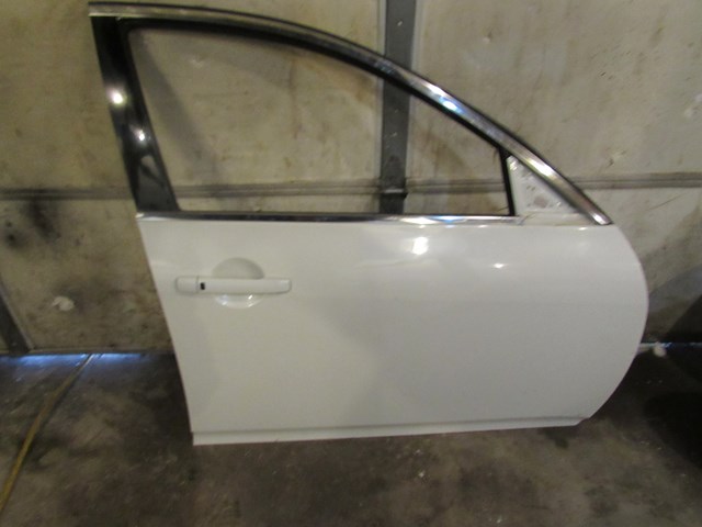 2007 Infiniti G35 Sedan Front RH Passenger Door Shell