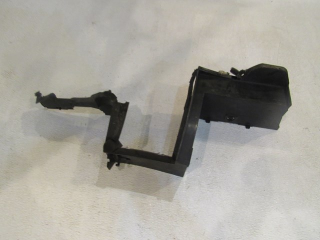 2007 Infiniti G35 Sedan LH Driver Radiator Air Duct