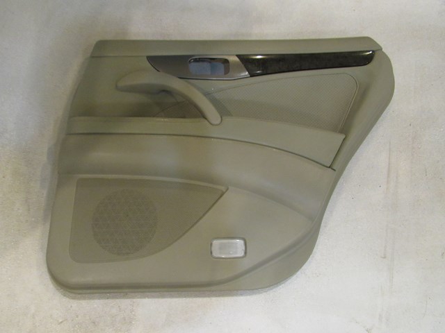 2004 Infiniti M45 Rear RH Passenger Door Panel