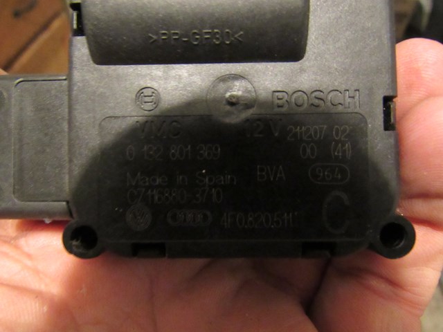AUDI A8 A6  AC Heater Core SERVO FLAP ACTUATOR 0 132 801 369