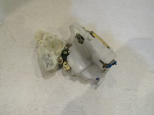 2004 Infiniti M45 Front RH PassDoor Lock Actuator 80552AG510