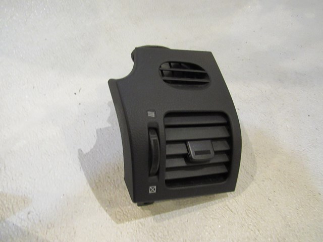 2004 Infiniti M45 LH Driver Dash Vent 68761 CR900