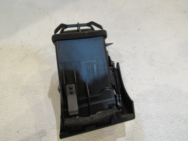 2004 Infiniti M45 LH Driver Dash Vent 68761 CR900