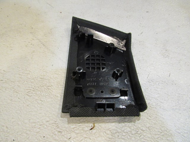 2004 Infiniti M45 LH Driver Dash Speaker Cover 28177 CR910