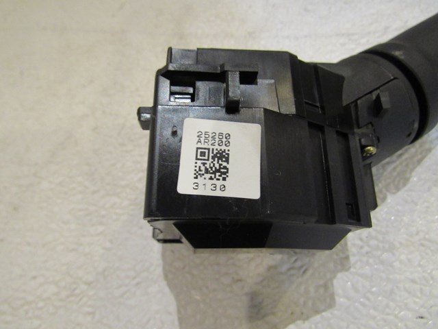 2004 Infiniti M45 Wiper Column Switch 25260AR200
