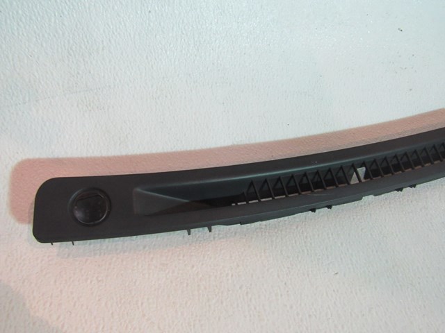 2004 Infiniti M45 RH Pass Dash Defrost Vent