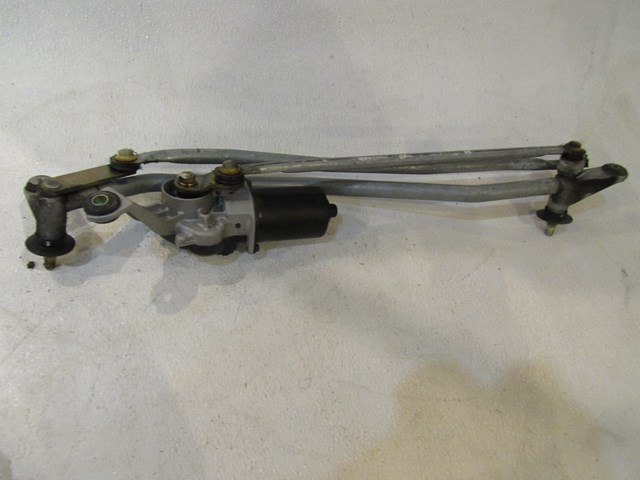 2004 Infiniti M45 Windshield Wiper Motor