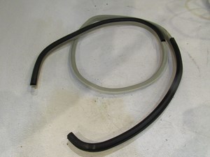 2004 Infiniti M45 Rear RH Passenger Door Seal