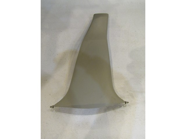 2004 Infiniti M45 LH Driver Lower B Pillar Trim 76916 AG000