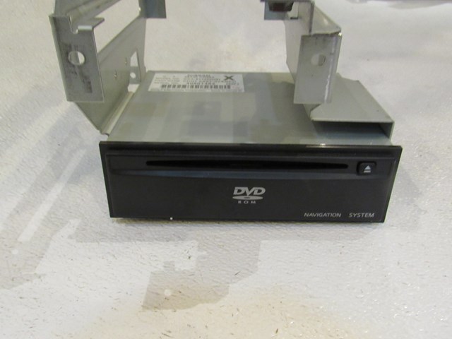 2004 Infiniti M45 Navigation DVD Player w/Bracket 28330 CR963