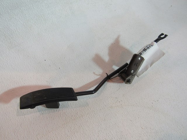 2003 2004 Infiniti M45 Gas Pedal 