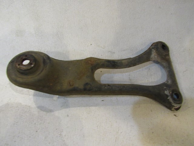 2004 Infiniti M45 LH Driver Rear Subframe Stay Arm