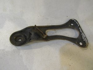 2004 Infiniti M45 LH Driver Rear Subframe Stay Arm