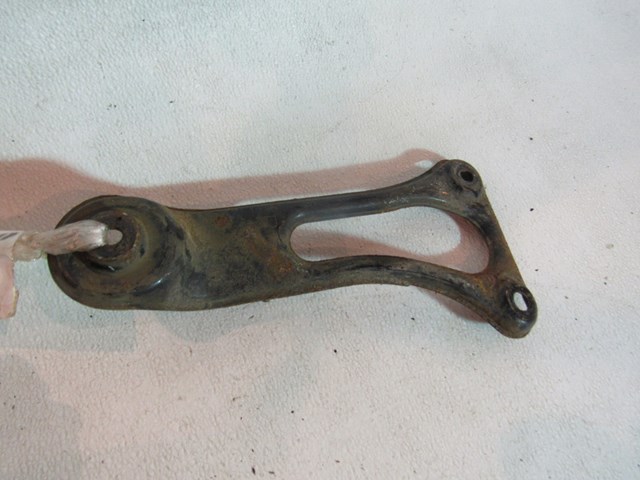 2004 Infiniti M45 Rear RH Passenger Subframe Stay Arm
