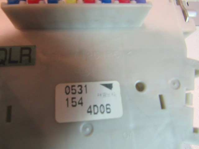 2004 Infiniti M45 Engine Fuse Box